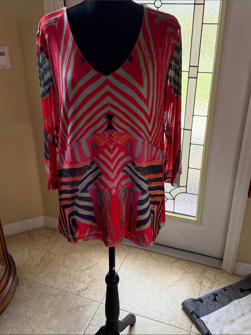 Vibrant Pink Abstract Print V-Neck Tunic Top